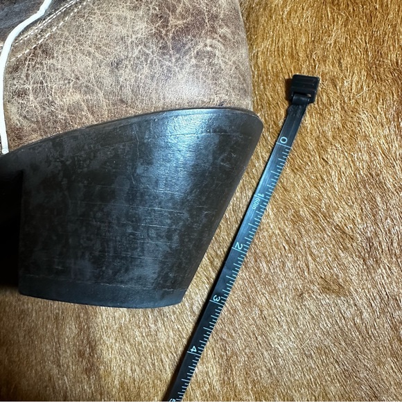 J.B. Dillon, genuine leather - Picture 10 of 13